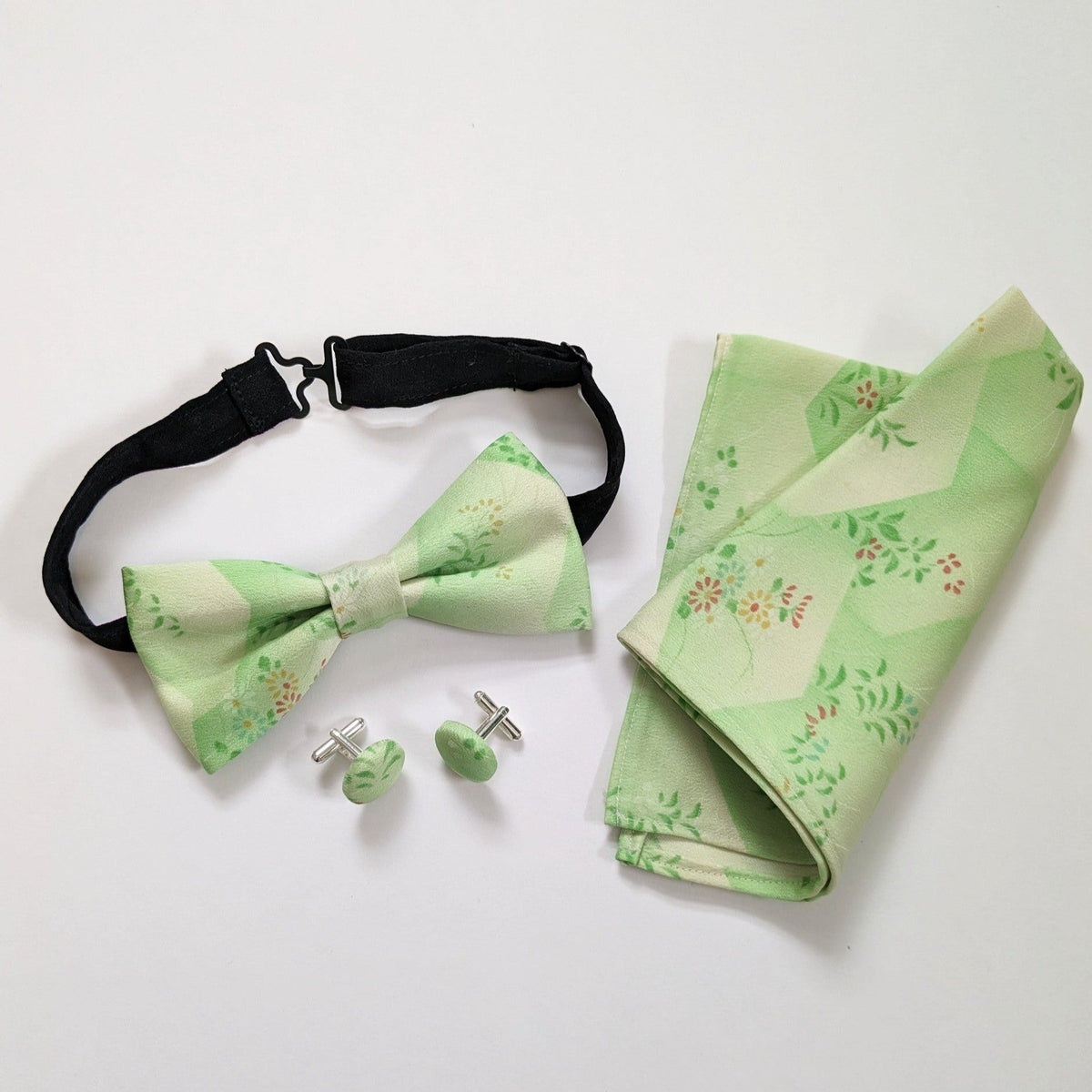 Silk Bow Tie - Green floral