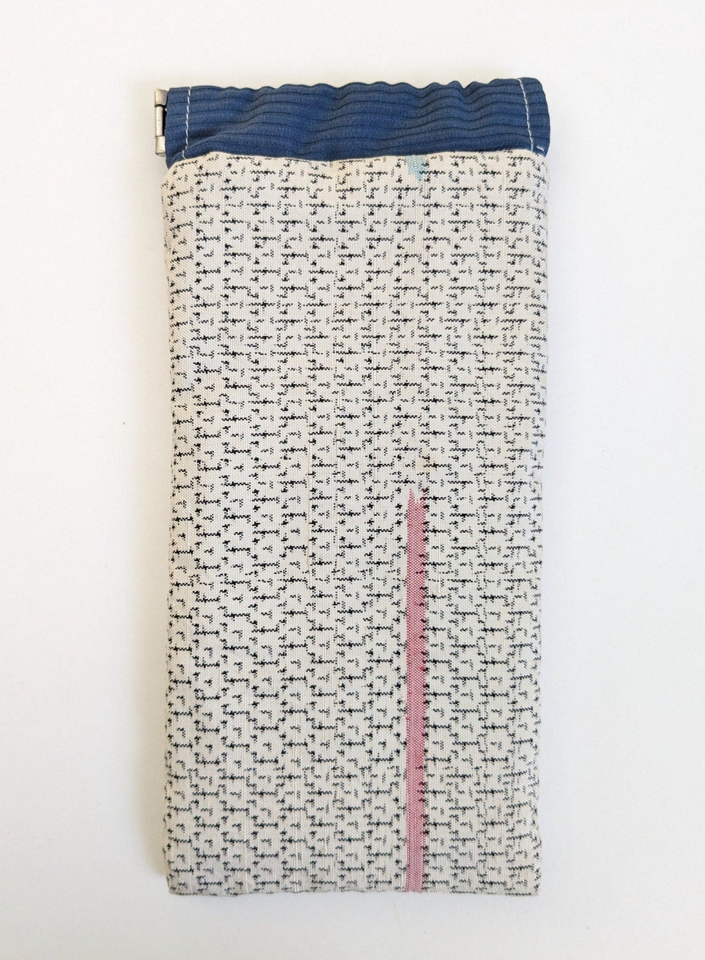 Dotted gray glasses case