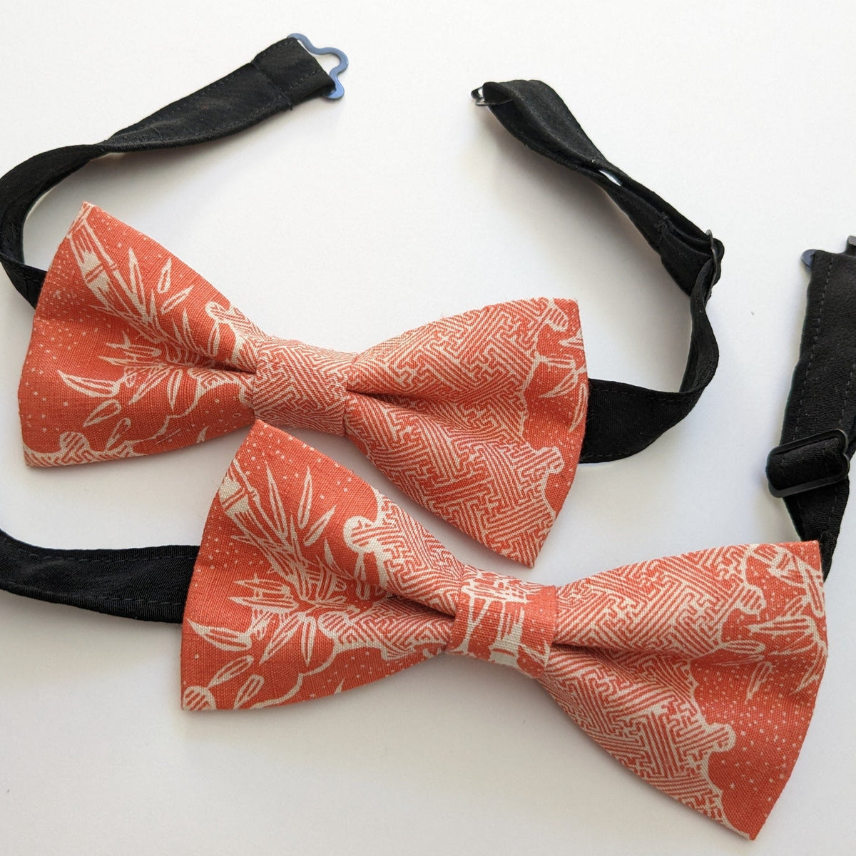 Silk Bow Tie - Pink orange bamboo