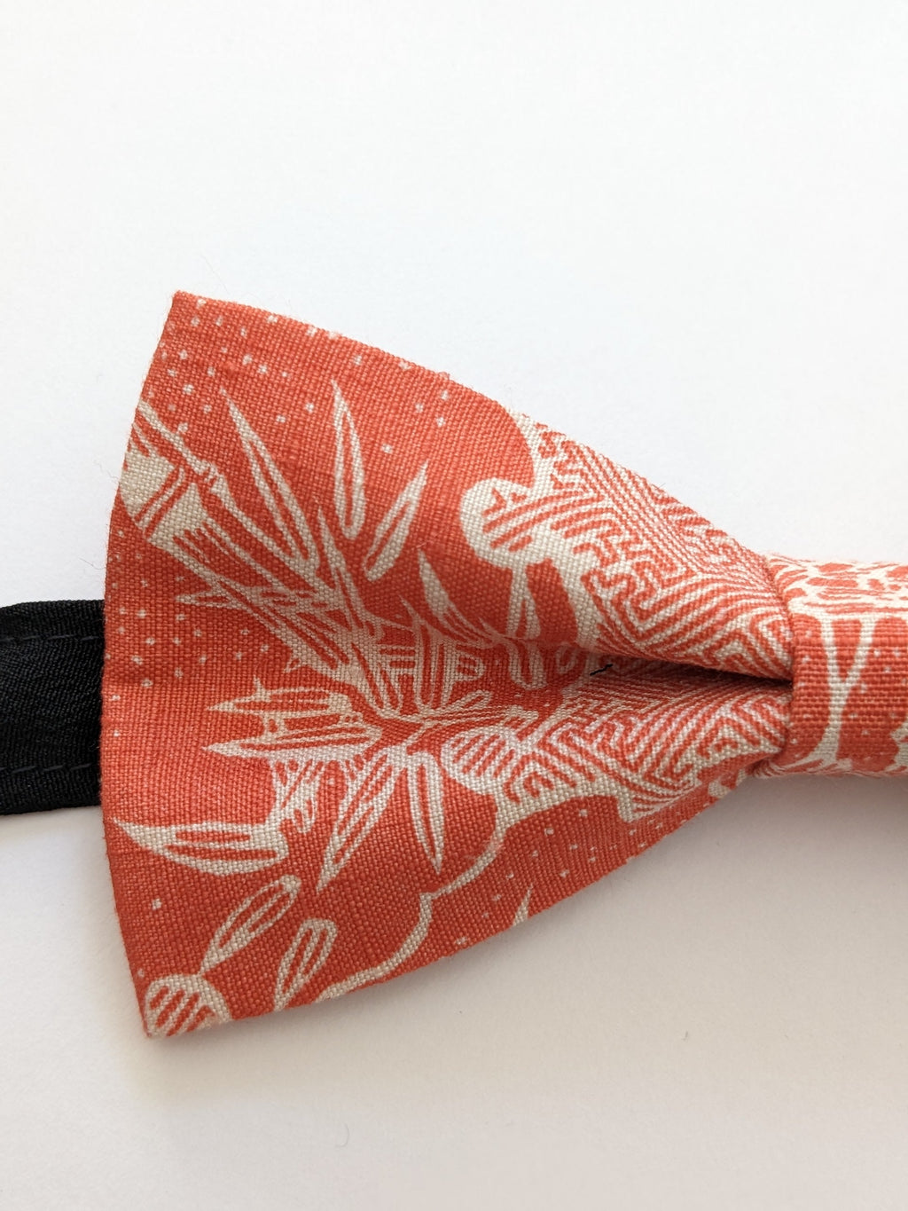 Silk Bow Tie - Pink orange bamboo