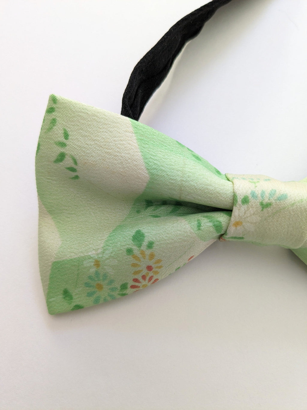 Silk Bow Tie - Green floral